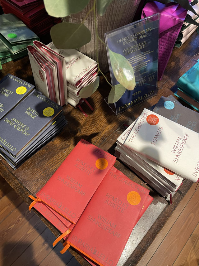 【🇵🇹ポルトガル】世界一美しい本屋"レロ書店"