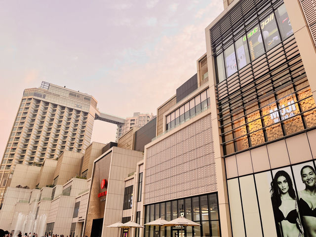 Ten Thousand: minimalist cafe at Lotte West Lake🇻🇳🎉 Ten Thousand: minimalist cafe at Lotte West Lake🇻🇳🎉