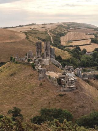 Dramatic Ruins at Corfe Castle