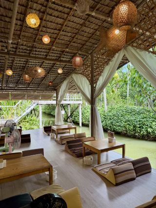 ☕️ After the Rain Coffee & Gallery: Bangkok’s Chill Hidden Gem in the Green