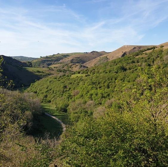 Thor’s Cave, A Hike with Breathtaking Views 