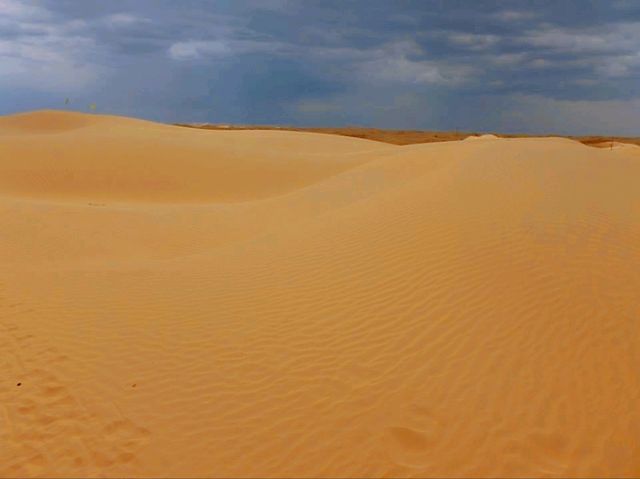 7th Biggest Desert in China 🇨🇳