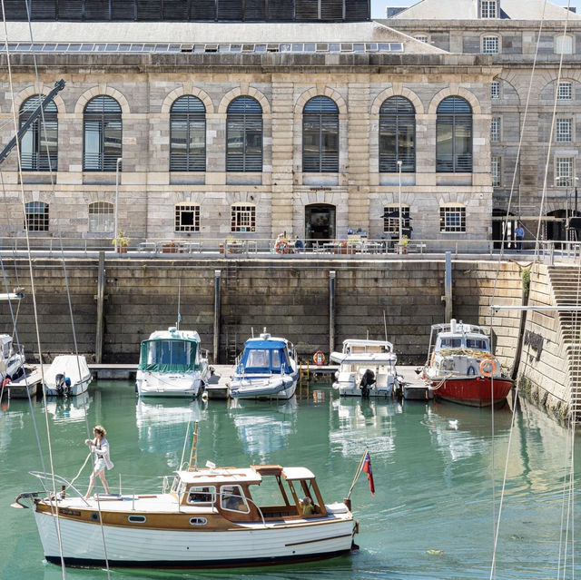 Shortcut to all in one/ Royal William Yard