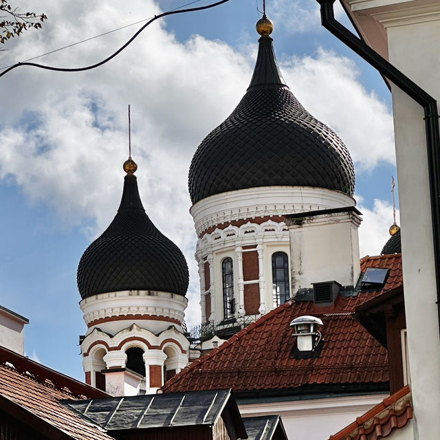 Secret of the black domed church in Estonia 🇪🇪