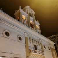 The Charm of Taranto: Christmas Magic and Playful Details