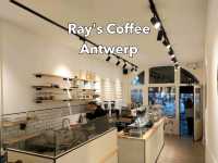 ร้านกาแฟดีๆใกล้มหาวืหารที่ Antwerp