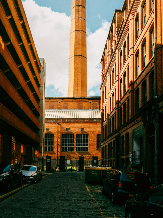 Manchester’s Nightlife & Food Scene: A City of Flavours & Lights 🍴