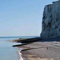 🌊 Mers-les-Bains: Seaside Charm Beneath the Cliffs of Normandy 🏖🇫🇷