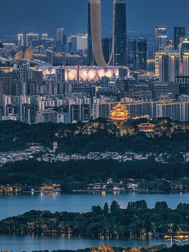 Hangzhou: Heaven on Earth by West Lake