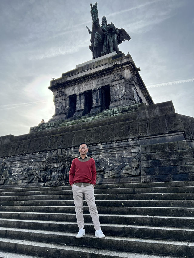 Where Rivers Meet and History Rises – Discover Deutsches Eck in Koblenz! ✨🌊 