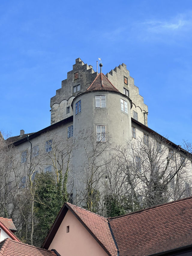 Germany’s Oldest Inhabited Castle – Step Into Legend at Meersburg Castle 🔥🏰 