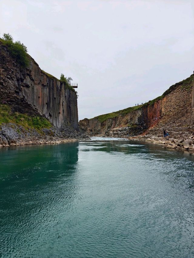 Stuðlagil Canyon, stunning basalt columns 