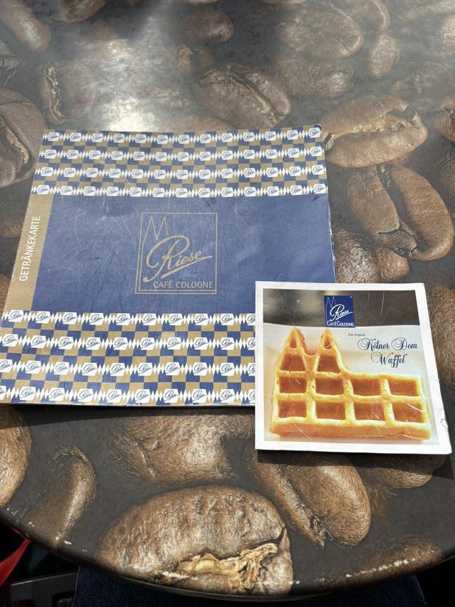 【ドイツ🇩🇪】ケルン大聖堂⛪＆おすすめ人気カフェで味わうひととき☕️