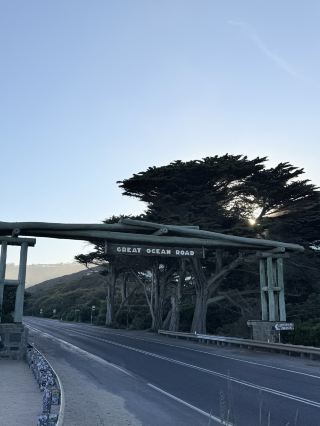 The Great Ocean Road one-day tour booked on Trip.com was not a tourist trap at all; it was a five-star experience.