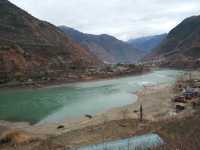 甘孜藏族自治州,欣賞日照金山再來泡個溫泉