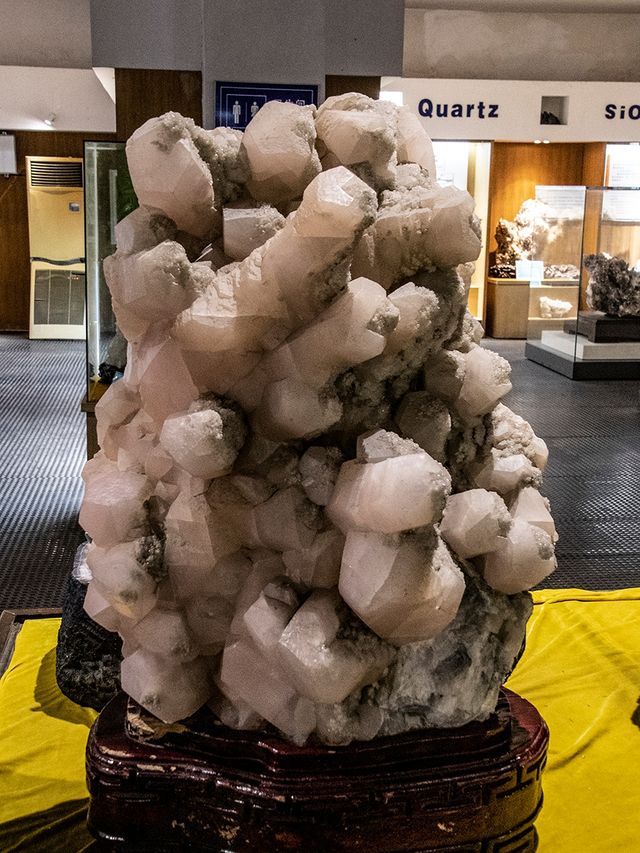 巧奪天工的奇石展 | 上海東方地質科普館