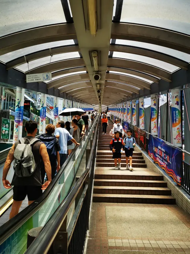 A two-day, one-night free stroll through Hong Kong