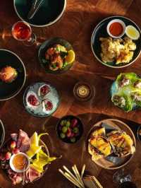 🌟 Toronto's Trendy Retreat: Ace Hotel Spotlight 🌟