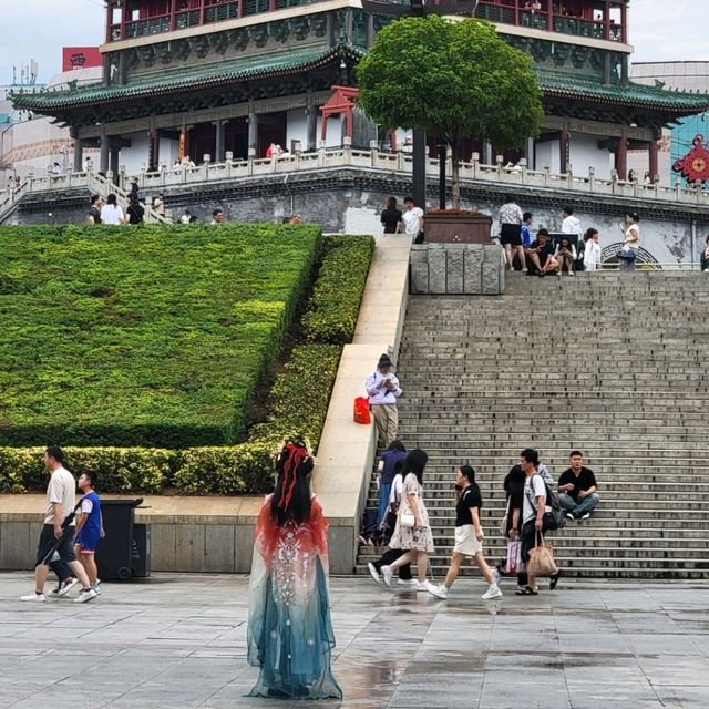 Xi'an delights: Drumtower from a rooftop, terracotta warriors and streetfood