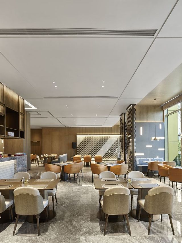 🌟 Qidong's Hospitality Gem: DoubleTree by Hilton 🌟