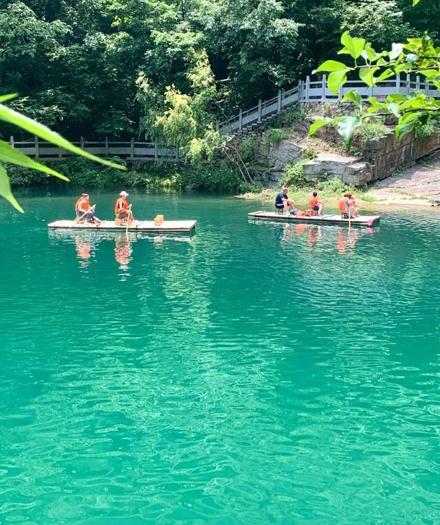 在八里溝：見山，見瀑，歸自然！