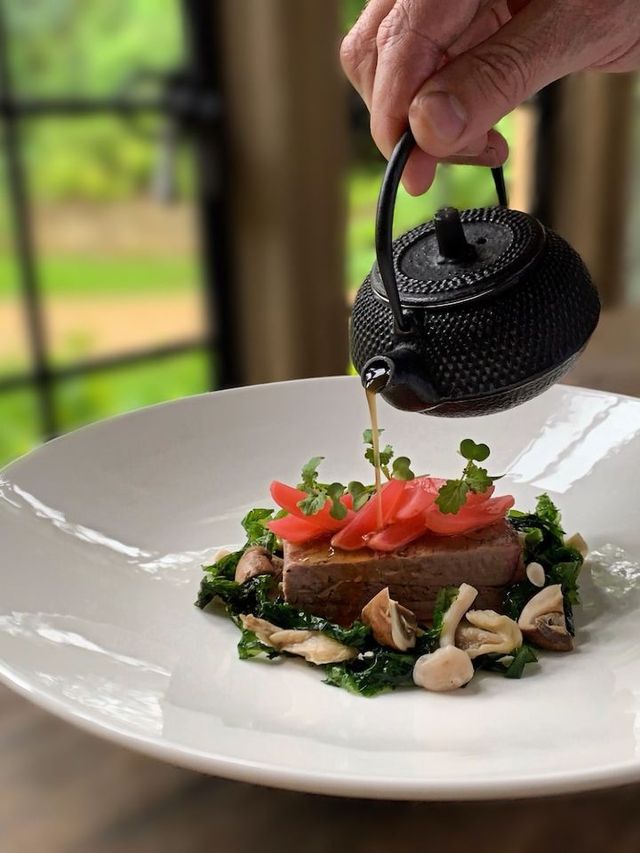 🌟 Cotswolds Charm: Top Stay at Foxhill Manor 🏰✨
