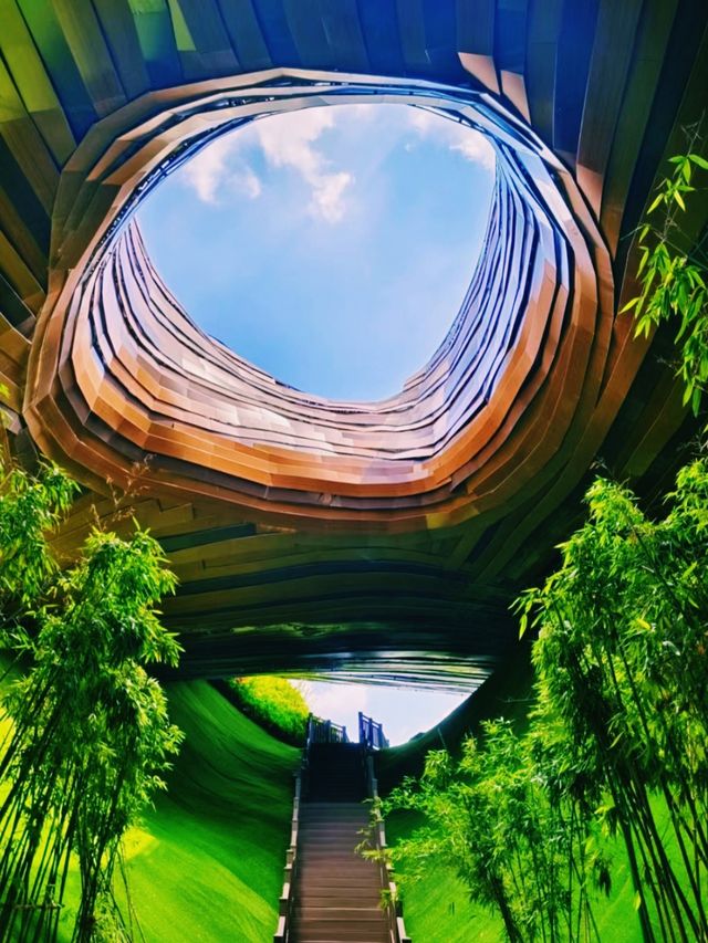 溧陽市博物館是一所展示溧陽歷史文化的綜合性博物館。