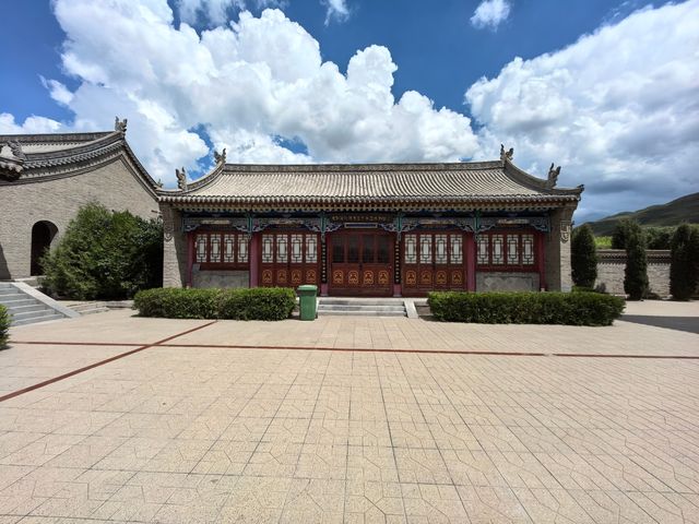 天岩范氏宗祠。