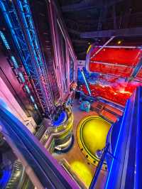 教科書式VR樂園！可惜只有北京有。