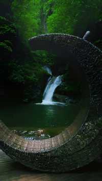 金絲大峽谷。