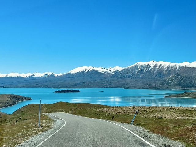 蒂卡波湖。