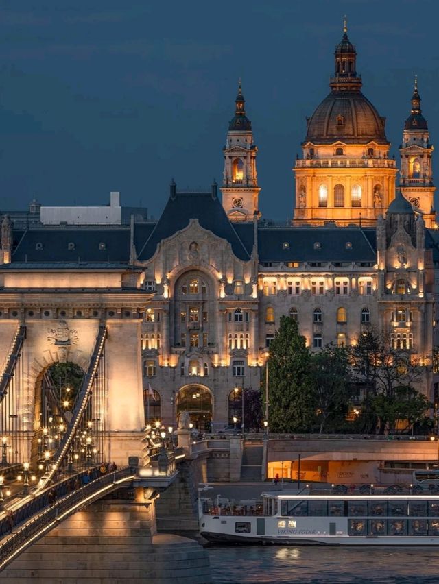 Hungarian Parliament Building in Budapest🌹🥀