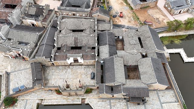 江西廣昌饒家堡雯峰書院。