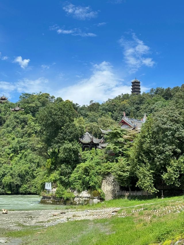 帶娃探秘九寨溝-黃龍與國寶零距離接觸的旅行攻略