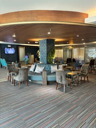 Airport lounge in Bangkok Airport 