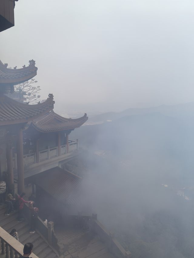 春來尋夢石竹山
