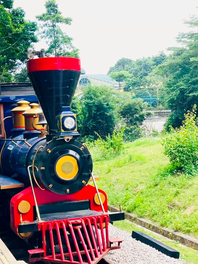 開往童話世界的小火車玩足一整天！