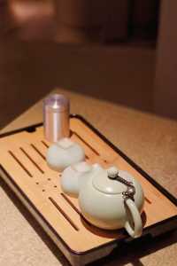 坐在床上就能擁抱半個金華的酒店