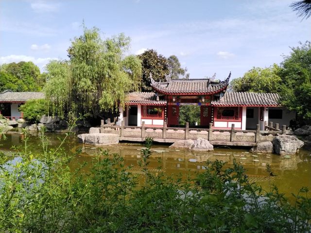 打卡古風園林，感受傳統韻味！