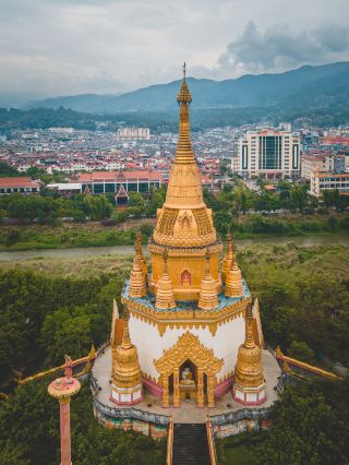 Don't Miss This Hidden Gem on Your Tengchong→Mangshi Road Trip! Half-Day Lianghe Adventure