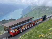 布里恩茨復古小火車