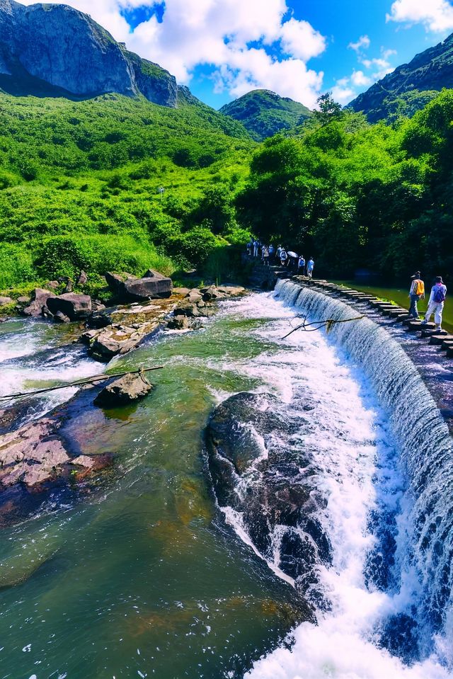 快嚟呢度睇漫花山田，感受摩崖石像，暢享田園自然風光
