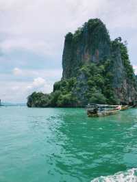 Phuket: Where Chill Vibes Meet Epic Adventures 🌴🌊