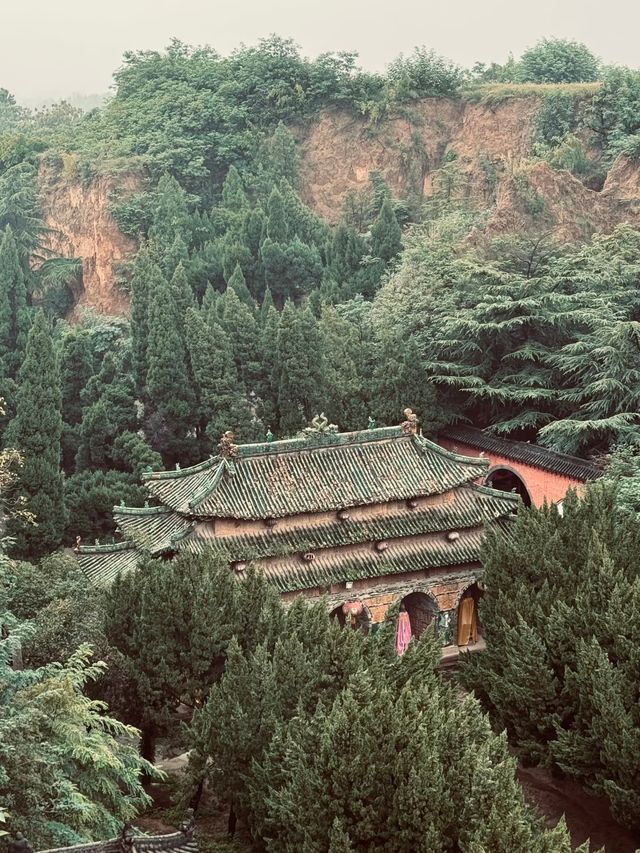洛陽最魔幻景點！！河南眾神殿——金龍寺！！！！