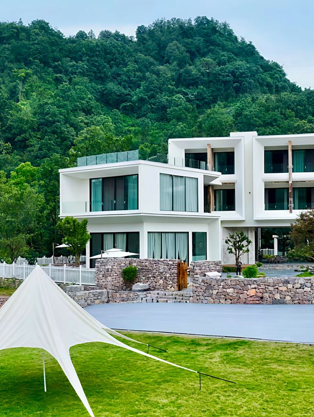 黃果樹自駕挖到寶！住進瀑布邊的山野民宿，推開窗全是森系治癒感