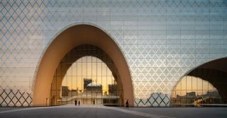 Zhuhai Hengqin|Pretend You're in Europe! Art Center Light and Shadow Photo Guide Hengqin actually hides such an amazing photo spot! White European-style buildings +