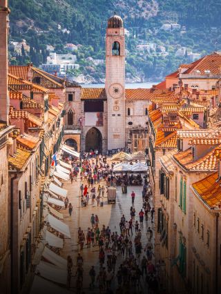 Tur multi-negara termasuk Hongaria | Tur 17 hari dengan nilai terbaik untuk uang