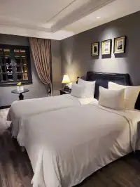河內!住到了漂亮的法式酒店!