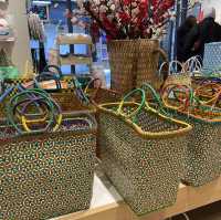 KAJIYA 草津温泉〜ユニークなバッグの専門店