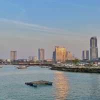 เดินเล่น ชมวิว ที่เกาะลอย ศรีราชา